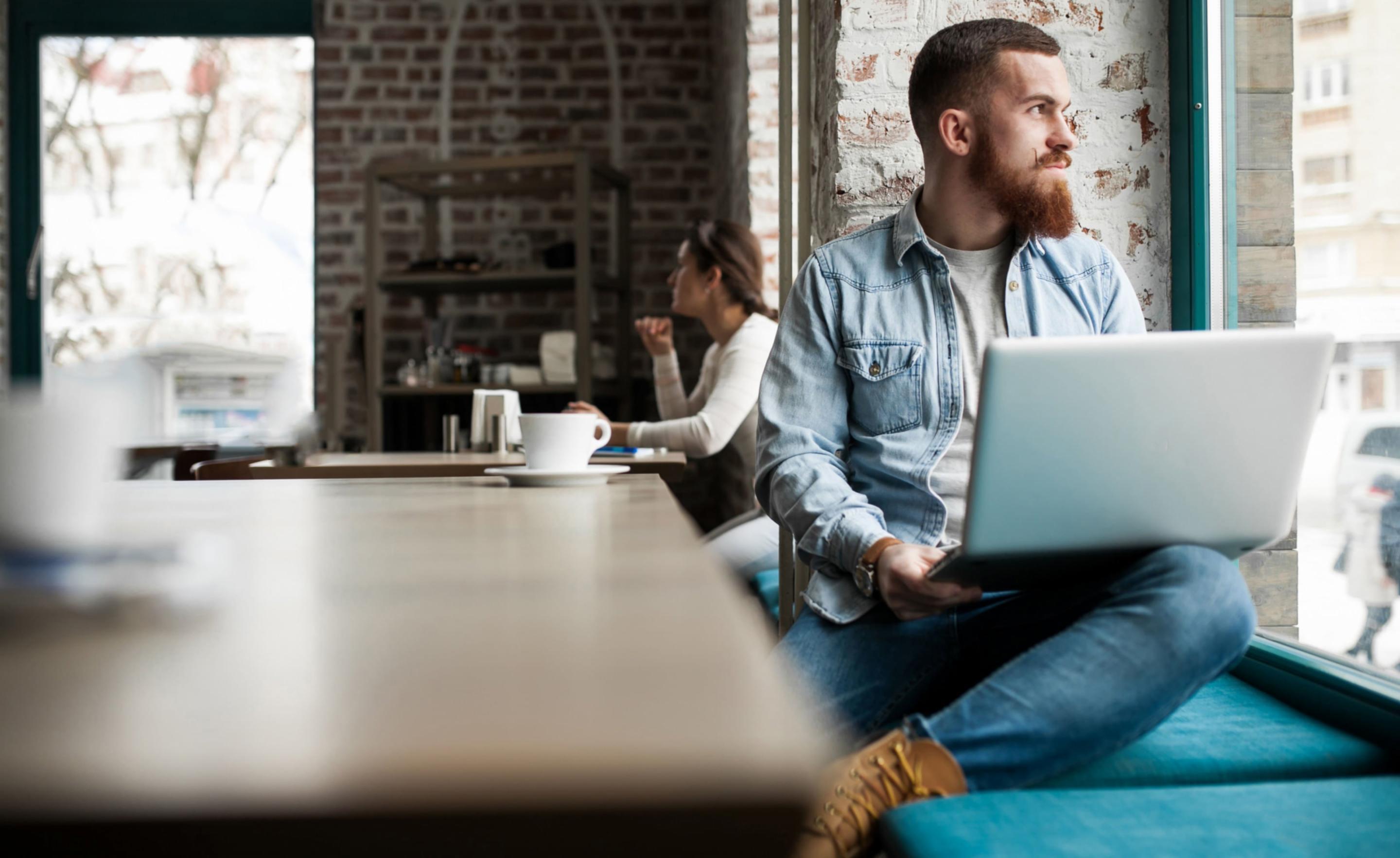 Sistem tracking progress dan achievement